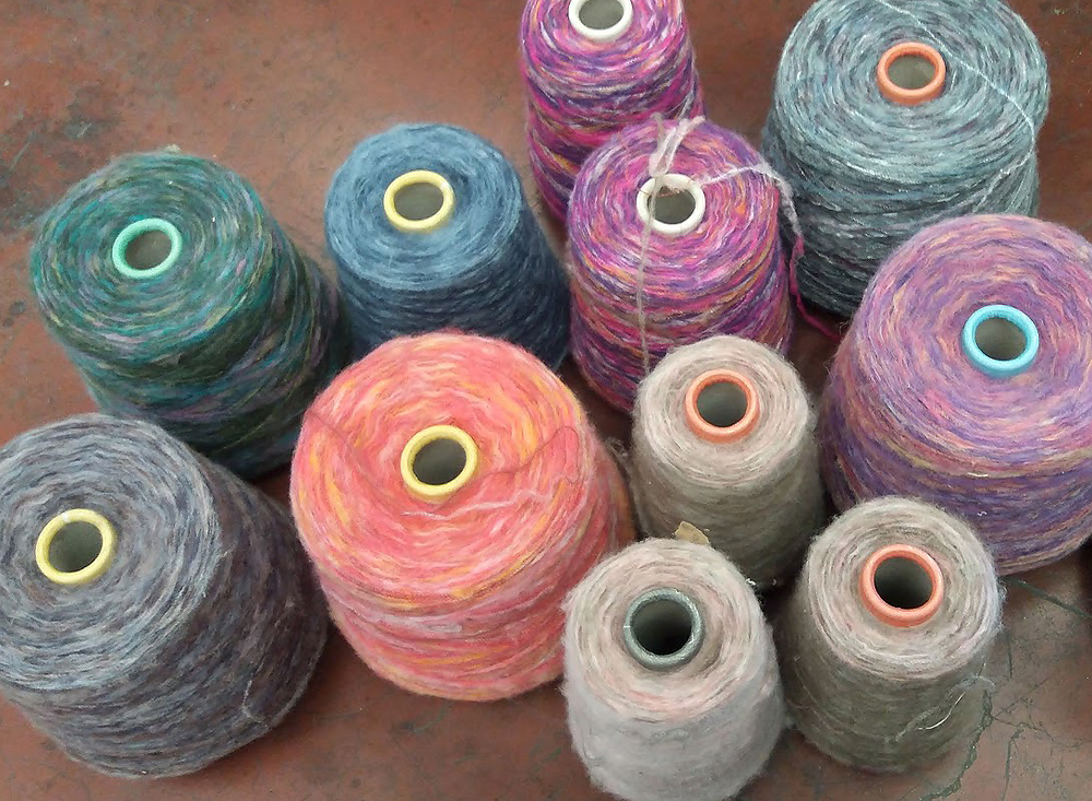 Vedita Stock Filati - Filati in rocche